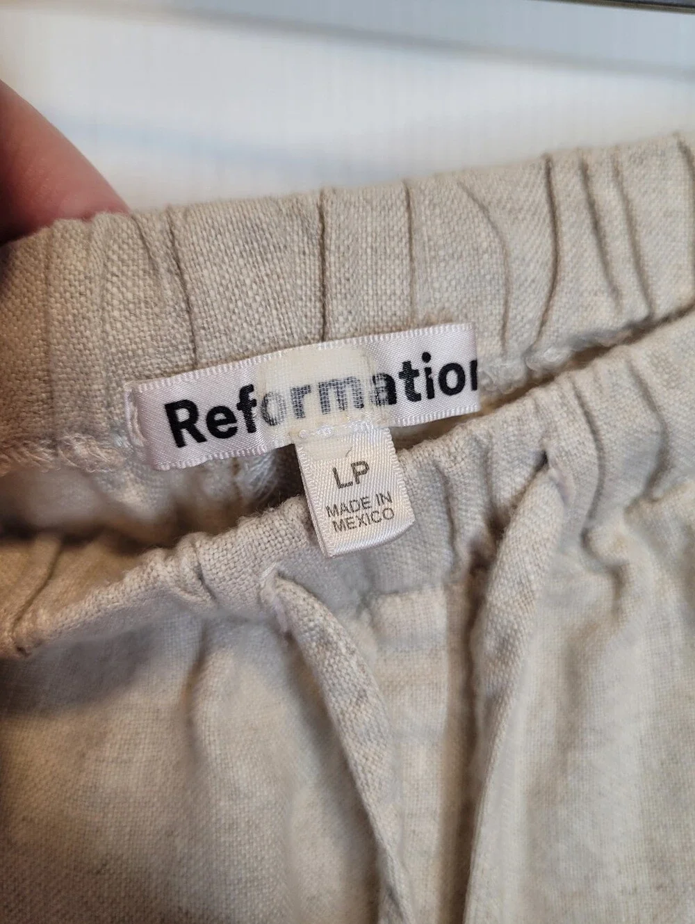 Reformation linen crop